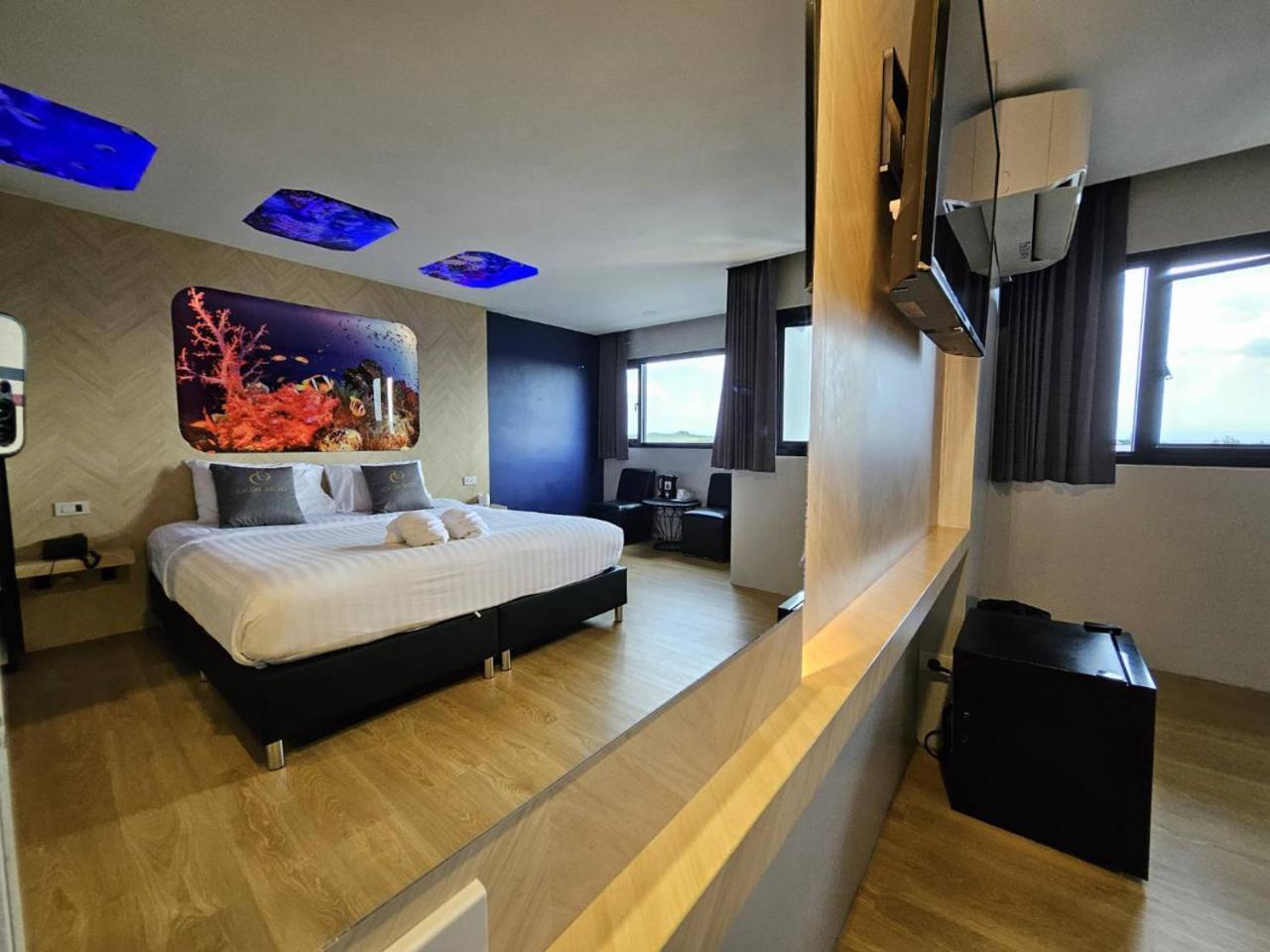 Oscar Palace Hotel & Wellness Center Ban Khlong Phruan Exterior photo